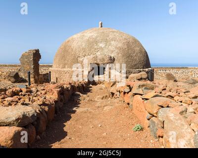 Die Zisterne. Forte Real de Sao Filipe. Cidade Velha, historisches Zentrum von Ribeira Grande (UNESCO-Weltkulturerbe). Santiago Island, Cape Ve Stockfoto