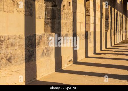 Afrika, Ägypten, Assuan. Philae Tempel auf der Insel Agilkia in den Nil. Stockfoto