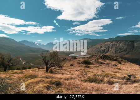 Schöne Sicht auf die Berge und Flüsse in el chalten. Stockfoto