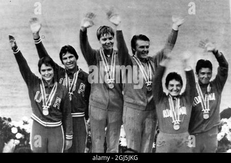 OLYMPISCHE SPIELE, OLYMPISCHE SPORTSPIELE - XVIII. OLYMPIADE IN TOKYO, JAPAN - GEWINNER DER FRAUEN KAYAK PAARE ; 22. OKTOBER 1964 Stockfoto