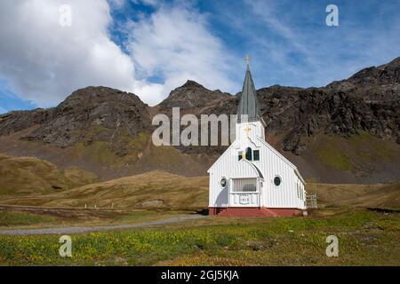 British Overseas Territory, South Georgia, King Edward Cove. Historische Walfangsiedlung von Grytviken. Die Kirche, auch bekannt als die Whalers Church, ist eine von t Stockfoto