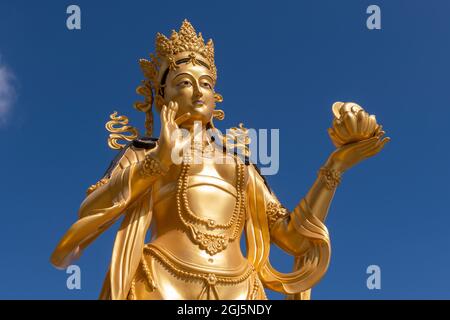 Bhutan, Thimphu. Kuensel Phodrang, aka Buddha Point, Goldene Bodhisattva Statue. Stockfoto