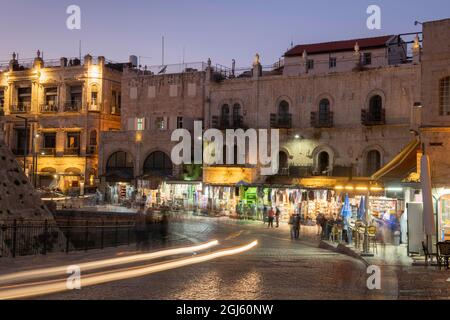 Israel, Jerusalem. Kreuzung des Christlichen Viertels und des Armenischen Viertels in der Altstadt von Jerusalem Stockfoto