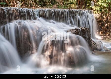 Laos, Luang Prabang. Tat Kuang Si Wasserfall. Stockfoto