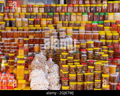 Osch-Bazaar, Honig und Nüsse. Die Hauptstadt Bischkek, Kirgisistan Stockfoto