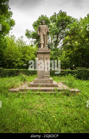 Armenien, Yeghegnadzor. Mikoyan Park mit Statue von Anastas Mikoyan, Mitglied des Politbüros der Sowjetzeit. Stockfoto