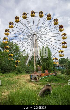 Armenien, Yeghegnadzor. Vergnügungspark Riesenrad. Stockfoto