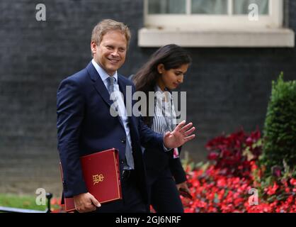 London, England, Großbritannien. September 2021. Staatssekretär für Transport GRANT SHAPPS verlässt Downing Street. (Bild: © Tayfun Salci/ZUMA Press Wire) Stockfoto