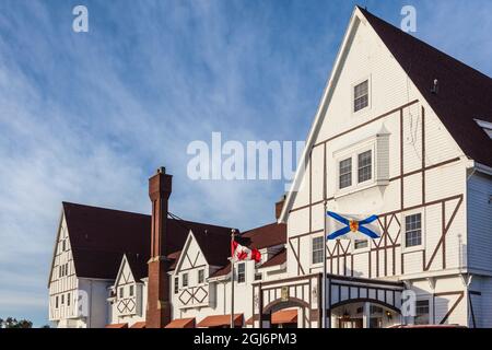 Kanada, Nova Scotia, Cabot Trail, Ingonish Beach, Cape Breton Highlands National Park, Keltic Lodge at the Highlands, Wahrzeichen des Hotels aus den 40er Jahren, Stockfoto