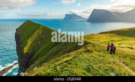 Europa, Färöer. Blick auf Trollees, Lage eines Leuchtturms am nördlichen Ende der Insel Kalsoy. Stockfoto