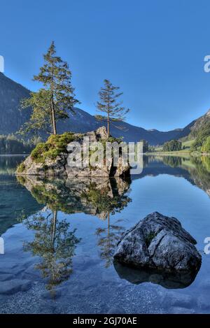 Europa, Deutschland, Bayern, Ramsau bei Berchtesgaden, Hintersee im Morgenlicht Stockfoto