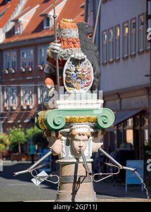 Der Rathausbrunnen aus dem Jahr 1582. Die mittelalterliche Stadt und Therme Bad Langensalza in Thüringen. Deutschland Stockfoto