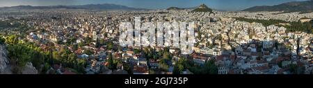 Ein Panoramablick auf die Skyline von Athen, Griechenland Stockfoto