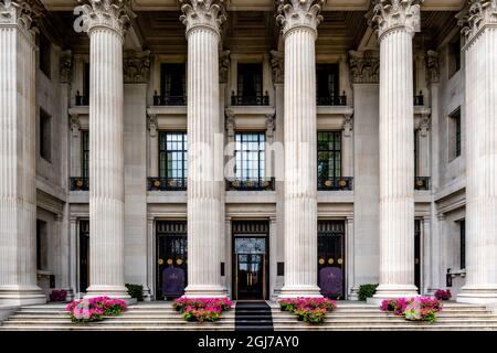 Das Four Seasons Hotel London am Ten Trinity Square, London, Großbritannien Stockfoto