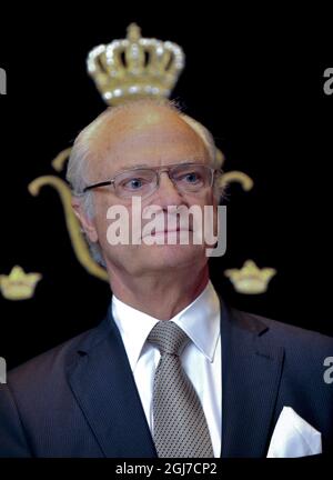 SEOUL 20120531 König Carl Gustaf und Königin Silvia von Schweden luden den den südkoreanischen Präsidenten Lee Myung-bak und seine Frau Kim Yoon-ok zum Abendessen ins Shilla Hotel in Seoul, Südkorea, 31. Mai 2012 ein. Die schwedischen Royals sind auf einem viertägigen Staatsbesuch in Südkorea. Foto Jonas Ekstromer / SCANPIX kod 10030 Stockfoto