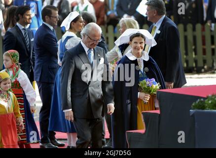 STOCKHOLM 20120606 der schwedische König Carl XVI Gustaf und Königin Silvia kommen im Skansen Museum an, um den schwedischen Nationalfeiertag in Stockholm, Schweden, am 6. Juni 2012 zu feiern. Foto: Jessica Gow / SCANPIX SCHWEDEN / Code 10070 Stockfoto