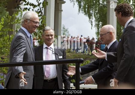 OSTERBYBRUK 2012-06-13 König Carl Gustaf von Schweden wird während seiner Rede bei der Einweihung der Mine Dannemora in Osterbybruk, Schweden, am 13. juni 2012 gesehen. Foto: Gunnar Seijbold / XP / SCANPIX / kod 7132 ** AUS SCHWEDEN HERAUS ** Stockfoto