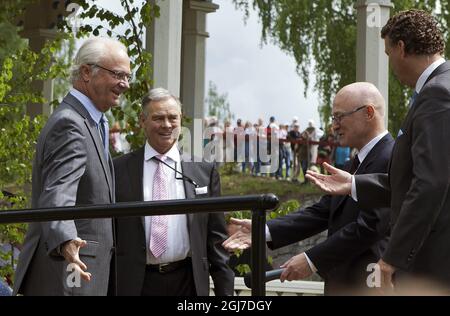 OSTERBYBRUK 2012-06-13 König Carl Gustaf von Schweden wird während seiner Rede bei der Einweihung der Mine Dannemora in Osterbybruk, Schweden, am 13. juni 2012 gesehen. Foto: Gunnar Seijbold / XP / SCANPIX / kod 7132 ** AUS SCHWEDEN HERAUS ** Stockfoto