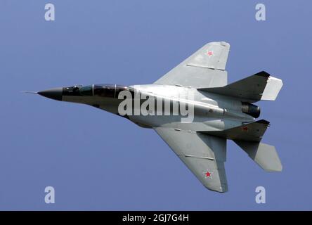 BELGRAD 2O12 -09-02 eine russische Luftwaffe MIG-29 MM2 wird während einer Militär-Militärflugschau in Batajnica, Serbien, 2. September 2012 gesehen Foto: Aleksandar Djorovic/ SCANPIX / Kod: 21085 Stockfoto