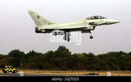 BELGRAD 2O12 -09-02 der Eurofighter 2000 der italienischen Luftwaffe wird während einer Militärflugschau in Batajnica, Serbien, am 2. September 2012 gesehen Foto: Aleksandar Djorovic/ SCANPIX / Kod: 21085 Stockfoto