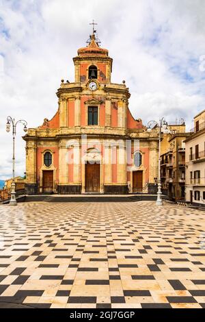 Italien, Sizilien, Provinz Enna, Centuripe. Exterieur der Kirche des Abendmahls, die Chiesa Sacramento. Stockfoto