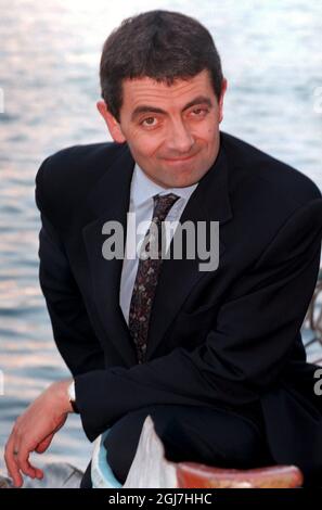 DATEI 1997-08-28. Der englische Schauspieler und Komiker Rowan Atkinson - Mr Bean - besucht Stockholm. Foto: Mark Earthy/SCANPIX Code: 50050 Stockfoto