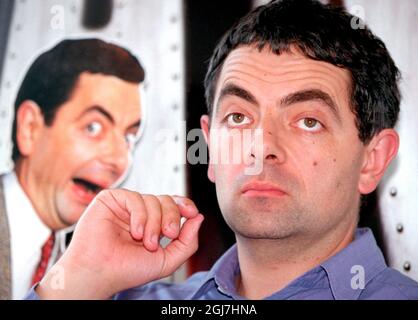 DATEI 1997-08-28. Der englische Schauspieler und Komiker Rowan Atkinson - Mr Bean - besucht Stockholm. Foto: Mark Earthy/SCANPIX Code: 50050 Stockfoto