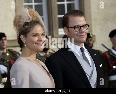 LUXEMBURG 20121020 Kronprinzessin Victoria und Prinz Daniel von Schweden bei der Hochzeit von Kronprinz Guillaume von Luxemburg und der belgischen Gräfin Stephanie de Lannoy am 20. Oktober 2012 in Luxemburg. Foto Jonas Ekströmer / SCANPIX kod 10030 Stockfoto