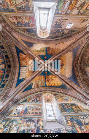 Italien, Apulien, Provinz Lecce, Galatina. 03. Juni 2019. Basilica di Santa Caterina di Alessandri. Berühmte Fresken im Inneren. (Redaktionelle Verwendung O Stockfoto