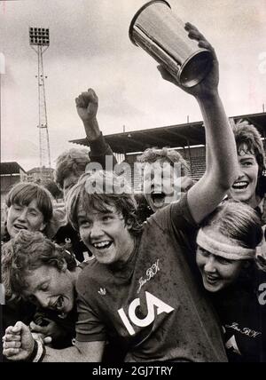 Pia Sundhage, nachdem sie mit ihrem Klub Jitex den schwedischen Pokal gewonnen hatte Stockfoto