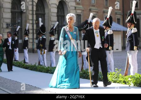 Stockholm 20130608 Alice Trolle-Wachtmeister und Hans Gabriel Trolle-Wachtmeister kommen zur Hochzeit von Prinzessin Madeleine von Schweden und Herrn Christopher OÂ’Neill, die am Samstag, den 8. Juni 2013, in der Königlichen Kapelle im Königlichen Palast von Stockholm stattfand. Foto: Soren Andersson / SCANPIX / kod 1037 Stockfoto