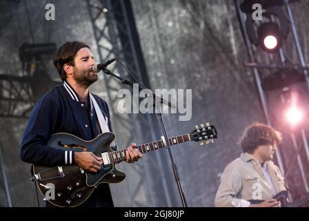 SIGTUNA 20130615 Adam Olenius, Sänger der schwedischen Band „Shout Out Louds“ tritt am 15. Juni 2013 beim Hultsfred Festival in Sigtuna, Schweden, auf. Foto: Christine Olsson / SCANPIX / Code 10430 Stockfoto