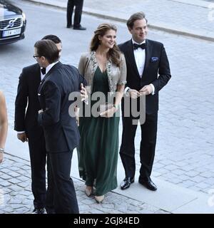 STOCKHOLM 20130914 Prinz Daniel, Prinz Carl Philip, Prinzessin Madeleine und Herr Christopher O'Neill beim Abendessen der schwedischen Regierung im Zusammenhang mit dem 40. Jubiläum des Königs, Nordiska Museet, Stockholm. Foto: Claudio Bresciani / SCANPIX / Code 10090 Stockfoto