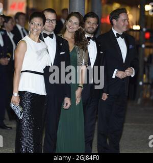 STOCKHOLM 2013-09-14 Kronprinzessin Victoria, Prinz Daniel, Prinzessin Madeleine, Prinz Carl Philip und Herr Christopher O'Neill kommen zum Jubiläumskonzert des schwedischen Riksdag anlässlich des 40. Jubiläums des Königs, das am 14. September 2013 in der Konzerthalle in Stockholm stattfand. Foto: Claudio Bresciani / SCANPIX kod 10090 Stockfoto