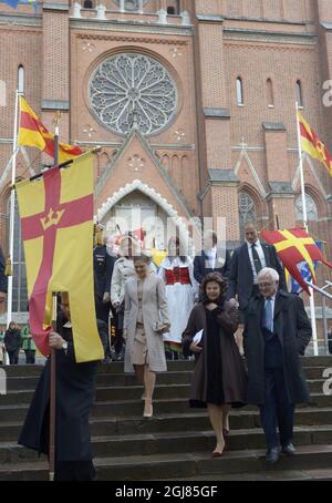 UPPSALEN 2013-09-24 Königin Silvia und Kronprinzessin Victoria nehmen an der Eröffnung der Generalsynode in der Kathedrale von Uppsalen Teil. Foto: Bertil Enevag Ericson / TT / kod 10000 Stockfoto