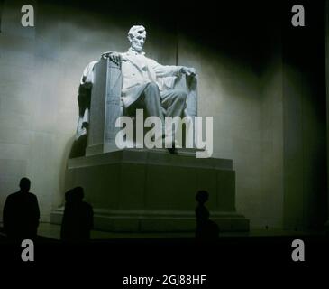 WASHINGTON D C FOTODATUM: 1960-?-?? FILE die Statue des 16. US-Präsidenten Abraham Lincoln ist am 19. November 2013 im Lincoln Memorial in Washington, DC zu sehen. Foto CA Peterson / SVT Bild / TT Stockfoto