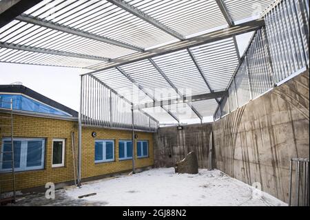 KUMLA 20081126 : Vorschau auf den Bau der neuen Sicherheitseinheit im Gefängnis in Kumla. Der Hof . Die Insassen werden hier eine Stunde am Tag bleiben. Die Kumla Gefängnisanstalt ist Schwedens am meisten bewachtes Gefängnis und das Gefängnis mit den schwersten Zirminalen in Schweden. Stockfoto