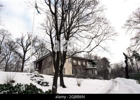 STOCKHOLM 2014-01-29 Datei Dateibild der Villa Solbacken in Stockholm, Schweden 1999. Laut einigen schwedischen Medien ist dies die zukünftige Heimat von Prinz Carl Philip und seiner Freundin Sofia Hellqvist. Es war die vorhergezeigte Heimat des verstorbenen Prinzen Bertil und Prinzessin Lilian. /Originalunterschrift Iâ©SCANPIX, SCHWEDEN, Stockholm,Sverige, 1999-03-12, Foto:Janerik Henriksson/SCANPIX Code 50011 Prins Carl Philip arver Prins Bertils bostad 'Villa Solbacken' pa Djurgarden i Stockholm. -------------------------------------------------------------------- Prinz Carl Philip von Schweden ist der Erbe der 'Villa Solbacken' in Stockfoto