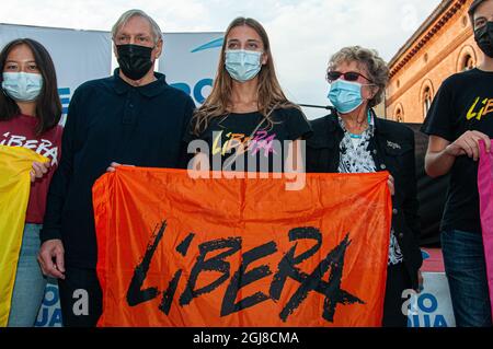 Luigi Ciotti, Küchenchef des Vereins „Libera“, während der Veranstaltung „Teatro sull'Acqua“, Arona, Italien. Stockfoto