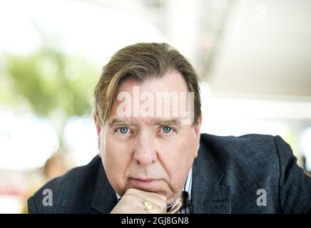 CANNES 2014-05-17 der britische Schauspieler Timothy Spall wird während der Filmfestspiele von Cannes am 17. Mai 2014 für den Fotografen posiert. Spall spielt den Film „Mr Turner“. Foto: Pontus Lundahl / TT / kod 10050 Stockfoto