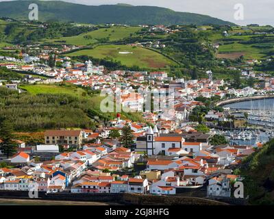 Horta, die Hauptstadt von Faial. Faial Island, eine Insel auf den Azoren im Atlantischen Ozean. Die Azoren sind eine autonome Region Portugals. Stockfoto