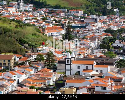 Horta, die Hauptstadt von Faial. Faial Island, eine Insel auf den Azoren im Atlantischen Ozean. Die Azoren sind eine autonome Region Portugals. Stockfoto