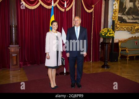 RIGA 2014-09-17 Kronprinzessin Victoria von Schweden trifft sich mit dem lettischen Präsidenten Andris BAÂ“rziAÂ†AÂ¡ in Riga Lettland 17. September 2014. . Victoria ist auf einem offiziellen Besuch in Lettland Foto: Suvad Mrkonjic / EXP / TT / kod 7116 ** OUT SWEDEN OUT** Stockfoto