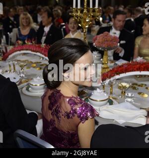 STOCKHOLM 2014-12-10 Sofia Hellqvist beim Nobelbankett im Stockholmer Rathaus, Schweden, 10. Dezember 2014. Foto: Claudio Bresciani / TT / Kod 10090 Stockfoto