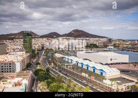 Spanien, Kanarische Inseln, Insel Gran Canaria, Las Palmas de Gran Canaria, Hafen, Centro Comercial El Muelle, einkaufspassa Stockfoto