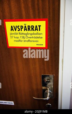 Stockholm 20150219 die schwedische Polizei verhaftete am späten Mittwoch eine 59-jährige Frau, unter dem Verdacht, dass sie ihre drei Kinder mehrere Jahre lang in ihrer Wohnstadt in Südschweden, am 19. Februar 2015, eingesperrt hatte. Die Frauen waren 23, 24 und 32 Jahre alt. Foto: Christian ÃƒÂ–rnberg / EXP / TT / kod 7101 ** AUS SCHWEDEN HERAUS ** Stockfoto