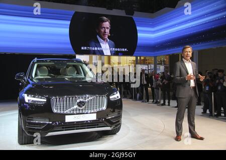 SHANGHAI 2015-04-20 Hakan Samuelsson, CEO von Volvo Cars, während der Präsentation des neuen Volvo XC90 Excellence auf der Shanghai Auto Show in Shanghai, China, am 20. April 2015. Foto Karin Olander / TT kod 10510 Stockfoto