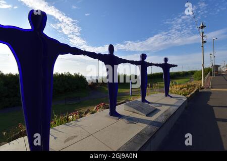 Blue Light Emergency Services Gedenkstatue, Blackpool Stockfoto