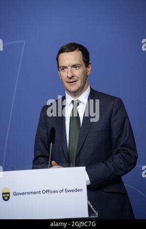 Der britische Schatzkanzler George Osborne Gesten während einer Pressekonferenz am 24. August 2015 im schwedischen Regierungssitz Rosenbad in Stockholm, Schweden. Osborne traf am Montag seine schwedische Amtskollegin Magdalena Andersson. Poto: Bertil Ericson / TT / Code 10000 Stockfoto