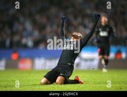 Lucas von PSG feiert am 25. November 2015 im Malmo New Stadium in Malmo, Schweden, das fünfte Tor seiner Mannschaft während des Champions League Group A Fußballmatches zwischen Malmo FF und dem FC Paris Saint-Germain. Foto: Andreas Hillergren / TT / Code 10600 Stockfoto